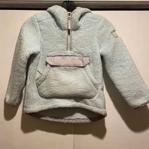 The North Face Girls Campshire Pullover Hoodie